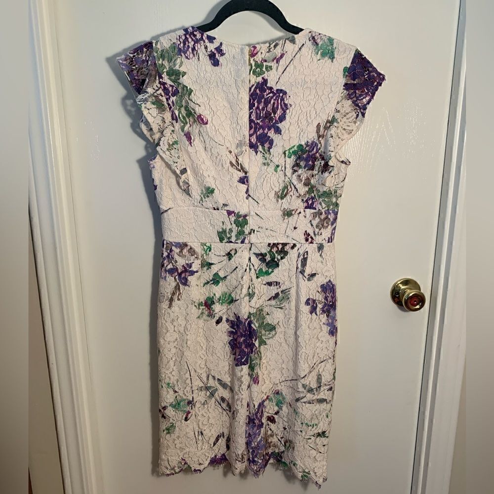 DKNY EUC cream/purple floral lace cap sleeve dress Size 4 - Picture 6 of 6